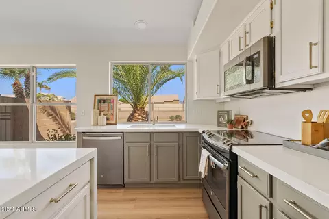 4511 E Bighorn Ave, Phoenix, AZ 85044 photo 12
