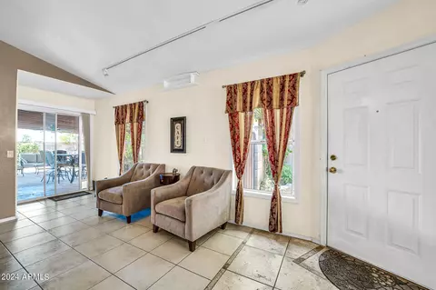 2207 E Wescott Dr, Phoenix, AZ 85024 photo 5