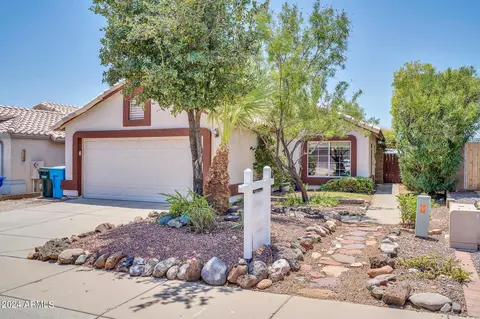 2207 E Wescott Dr, Phoenix, AZ 85024 photo 2