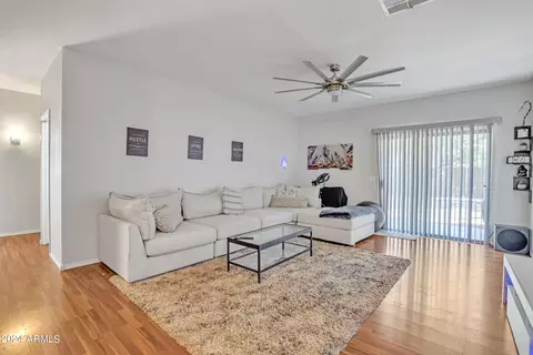 4207 W Oregon Ave, Phoenix, AZ 85019 photo 4