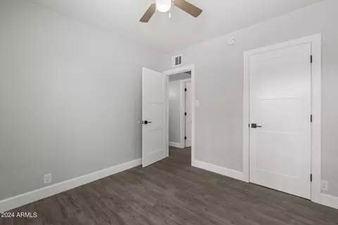801 W Mitchell Dr, Phoenix, AZ 85013 photo 15