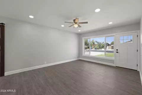 801 W Mitchell Dr, Phoenix, AZ 85013 photo 4