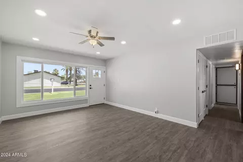 801 W Mitchell Dr, Phoenix, AZ 85013 photo 6