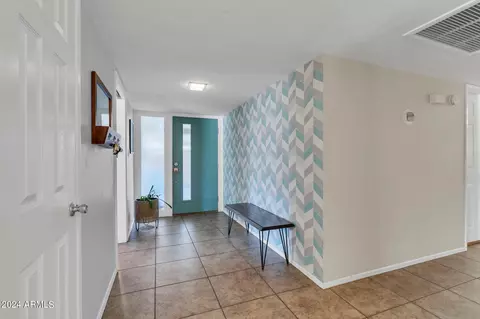1233 E Laguna Dr, Tempe, AZ 85282 photo 5
