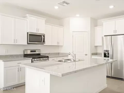 41655 W Sonoran Trl, Maricopa, AZ 85138