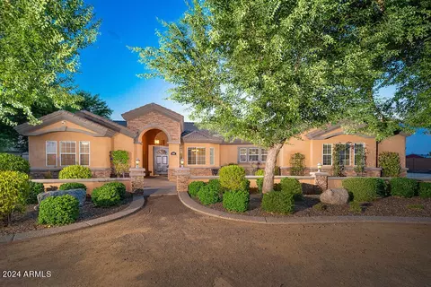 6808 N 171st Dr, Waddell, AZ 85355