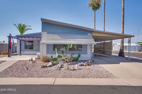 661 S Hawes Rd #96, Mesa, AZ 85208
