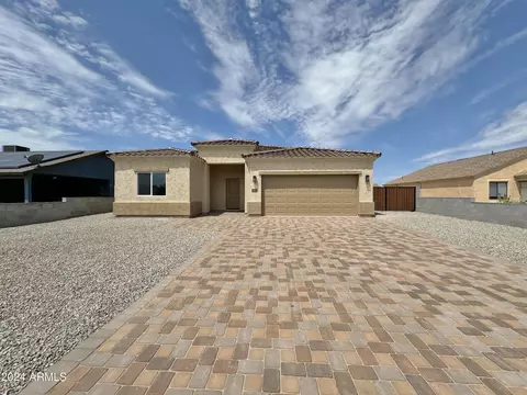 14554 S Amado Blvd, Arizona City, AZ 85123