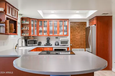 504 E Ivy St, Mesa, AZ 85203 photo 9