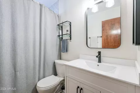 504 E Ivy St, Mesa, AZ 85203 photo 12