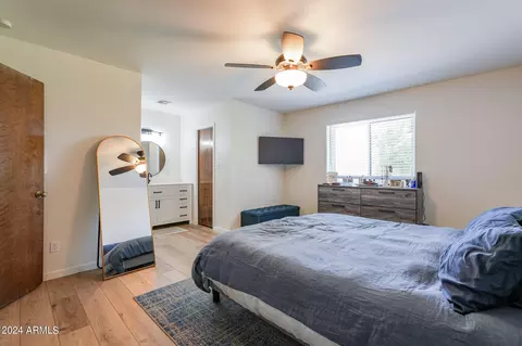 504 E Ivy St, Mesa, AZ 85203 photo 13