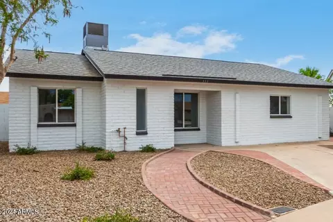 517 E Wickieup Ln, Phoenix, AZ 85024