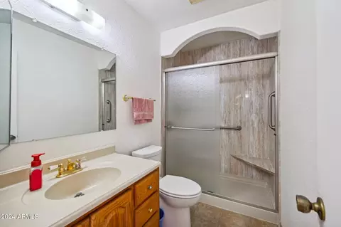 3633 W Dailey St, Phoenix, AZ 85053 photo 9
