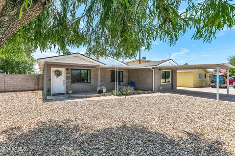 3611 E Sheridan St, Phoenix, AZ 85008