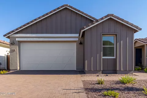 18203 W Vogel Ave, Goodyear, AZ 85338