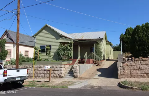 351 E Cedar St, Globe, AZ 85501 photo 2