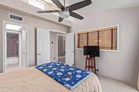 9215 S 47th Pl, Phoenix, AZ 85044 photo 13