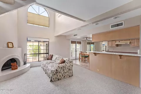 9215 S 47th Pl, Phoenix, AZ 85044 photo 4