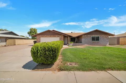 214 E Avenida Sierra Madre --, Gilbert, AZ 85296