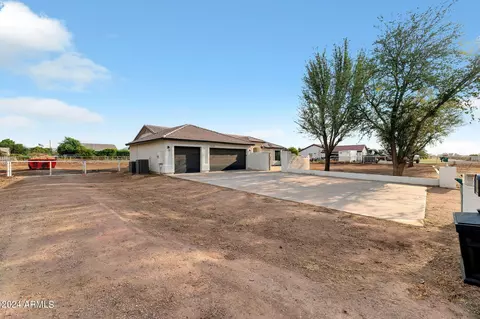 19107 E Sunnydale Dr, Queen Creek, AZ 85142