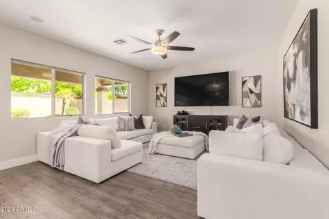 Living - 2615 S Butte Ln, Gilbert, AZ 85295 photo 1 of 3