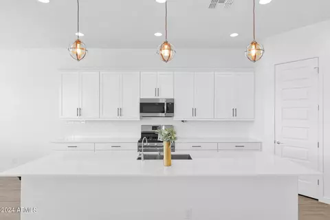 Kitchen - 2231 E Fandango Dr, Gilbert, AZ 85298 photo 1 of 4