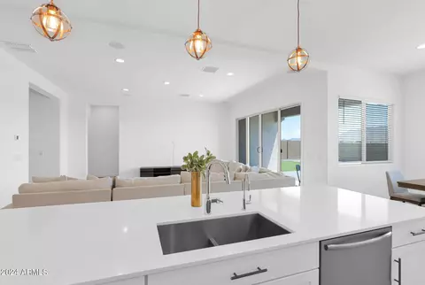 Kitchen - 2231 E Fandango Dr, Gilbert, AZ 85298 photo 2 of 4