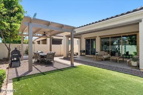 Exterior - 10326 E Kinetic Dr, Mesa, AZ 85212 photo 4 of 12