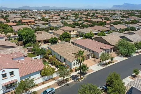 View/Area - 10326 E Kinetic Dr, Mesa, AZ 85212 photo 3 of 15
