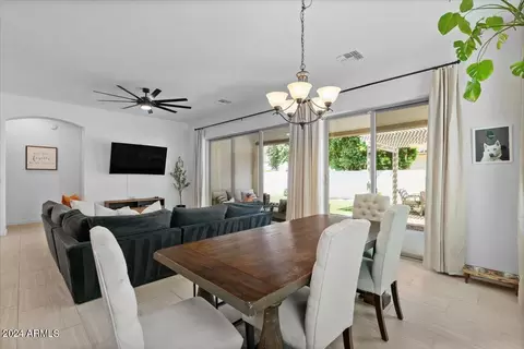 Dining - 10326 E Kinetic Dr, Mesa, AZ 85212 photo 2 of 2
