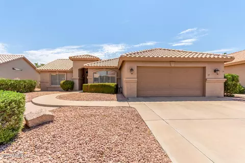 9015 E Cedar Waxwing Dr, Sun Lakes, AZ 85248