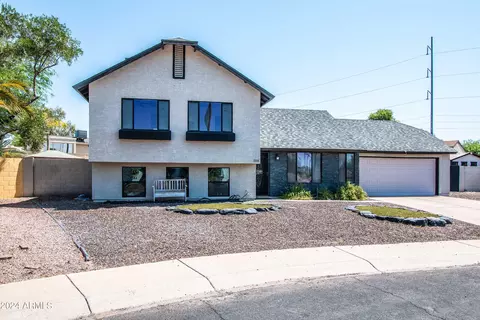 1118 E Kristal Way, Phoenix, AZ 85024