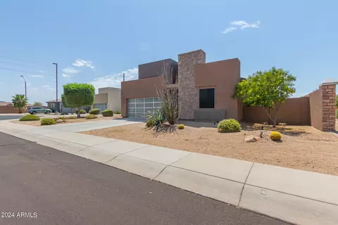 7162 S Legend Ct, Gilbert, AZ 85298 photo 3