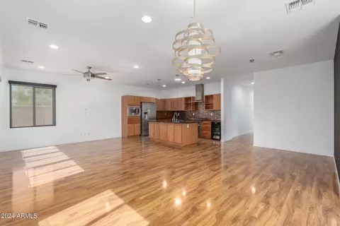 7162 S Legend Ct, Gilbert, AZ 85298 photo 8