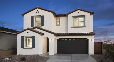 8146 E Petunia Ave, Mesa, AZ 85212
