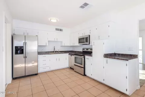 1308 E Tonto St, Apache Junction, AZ 85119 photo 5