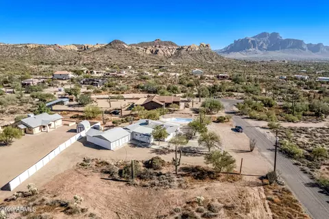 1308 E Tonto St, Apache Junction, AZ 85119 photo 2