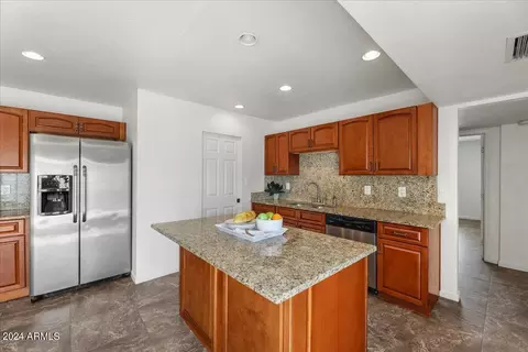 4813 W Northern Ave, Glendale, AZ 85301
