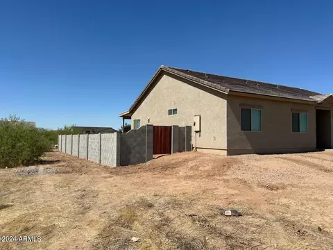 12672 W Loma Vista Dr, Arizona City, AZ 85123