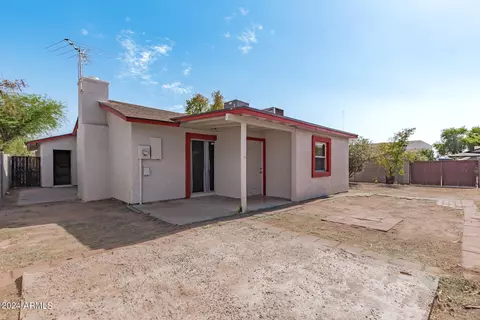 4102 E Pleasant Ln, Phoenix, AZ 85042 photo 27