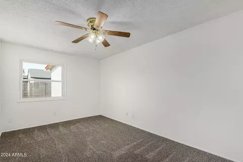 4102 E Pleasant Ln, Phoenix, AZ 85042 photo 19
