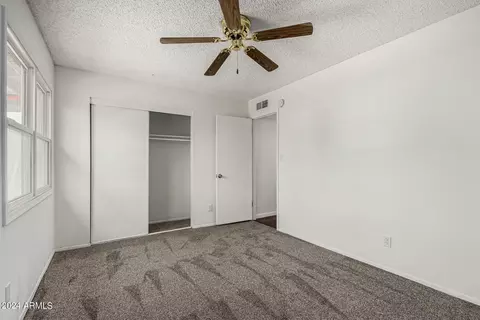 4102 E Pleasant Ln, Phoenix, AZ 85042 photo 24