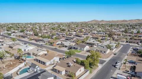 4102 E Pleasant Ln, Phoenix, AZ 85042 photo 40