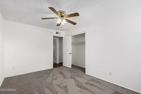 4102 E Pleasant Ln, Phoenix, AZ 85042 photo 20