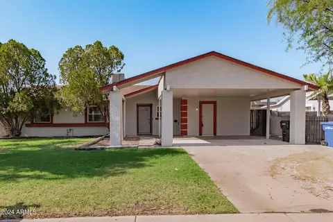 4102 E Pleasant Ln, Phoenix, AZ 85042 photo 5