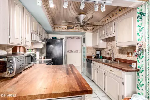 3901 E Cholla St, Phoenix, AZ 85028 photo 14