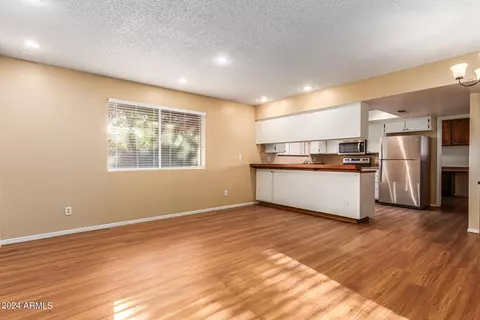 1038 S S Spur, Mesa, AZ 85204 photo 9