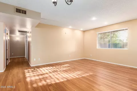 1038 S S Spur, Mesa, AZ 85204 photo 11
