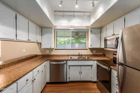 1038 S S Spur, Mesa, AZ 85204 photo 8