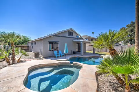 4567 S Joshua Tree Ln, Gilbert, AZ 85297